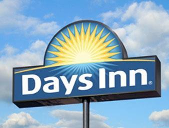 Days Inn By Wyndham Monroe Nc Екстериор снимка